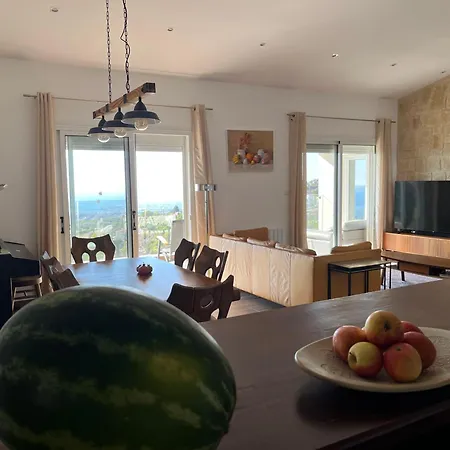 Eirini Kamares Luxury Sea View Τάλα