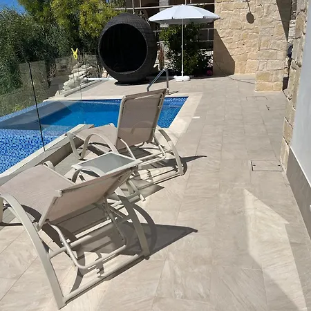 Eirini Kamares Luxury Sea View *