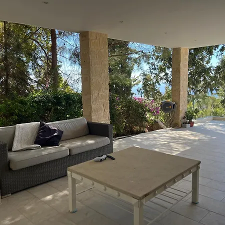 Villa Eirini Kamares Luxury Sea View