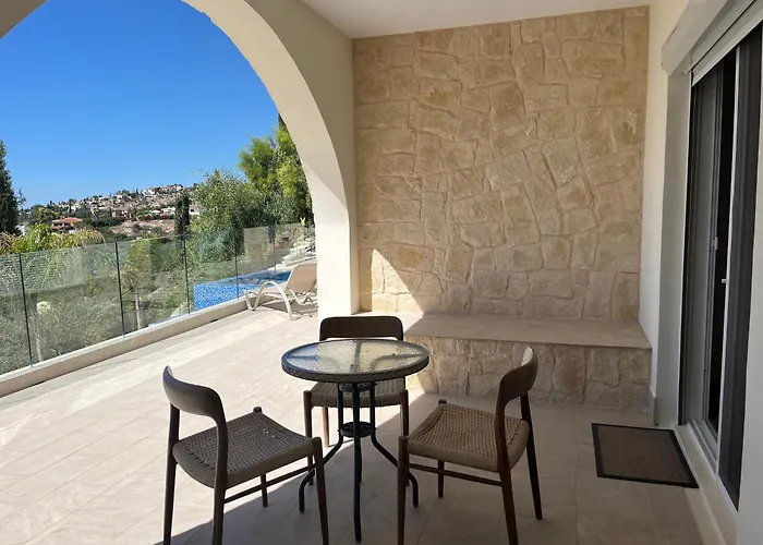 Eirini Kamares Luxury Sea View Vila Tala