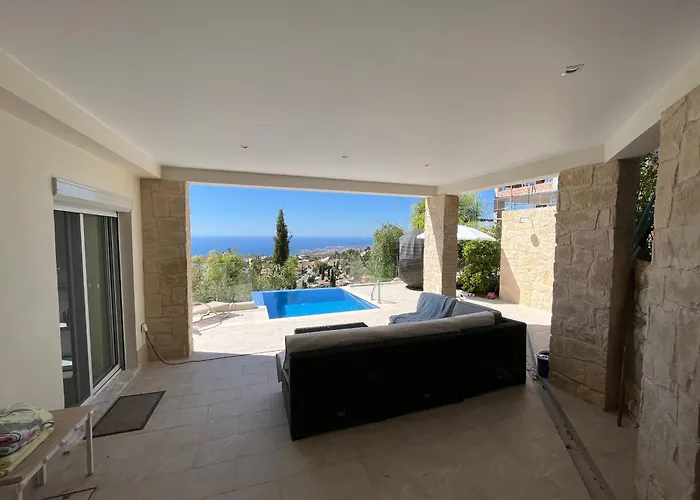 Eirini Kamares Luxury Sea View Tala