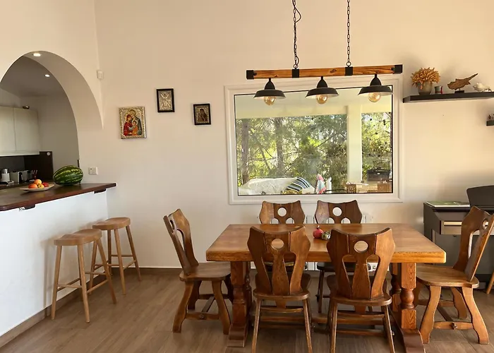 Eirini Kamares Luxury Sea View Vila Tala