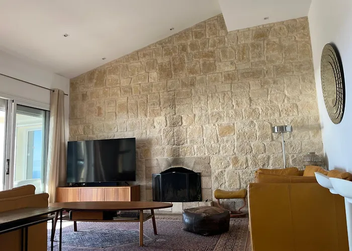 Eirini Kamares Luxury Sea View