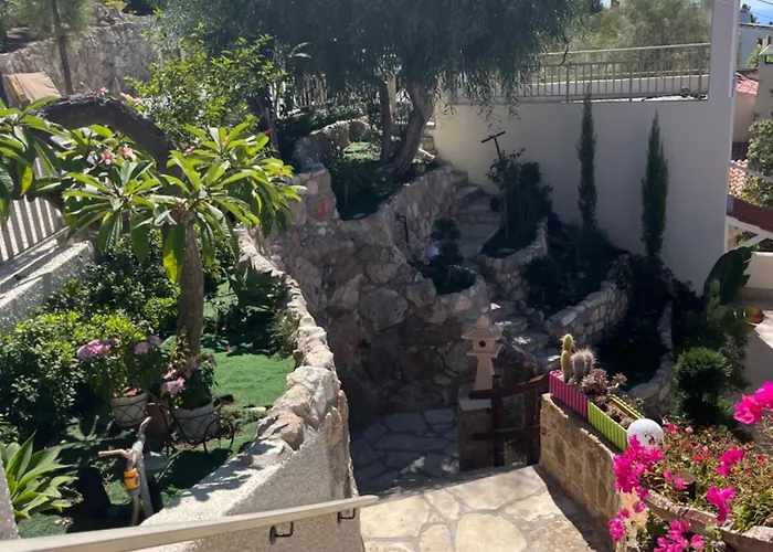 Eirini Kamares Luxury Sea View Vila